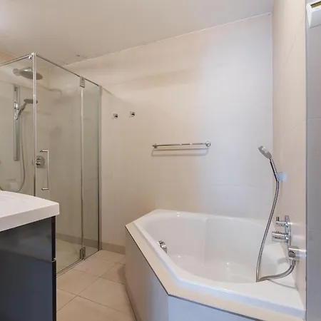 Apartman Drei Berge 2 *